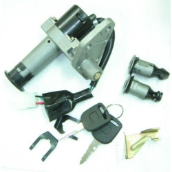 Juego Cerraduras Completo (LUNA 125cc)