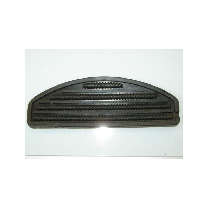 Rubber Mat, Front Footrest Platform, LH (Lifan LF125-14F)
