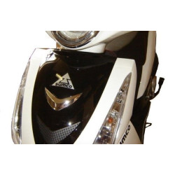 Triangulo Cromado embellecedor Escudo Sup.  (LIFAN Travellier 125 LF125T-9R)