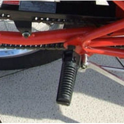 Front Footrest RH  SKYTEAM Ace 125 (ST125-17)